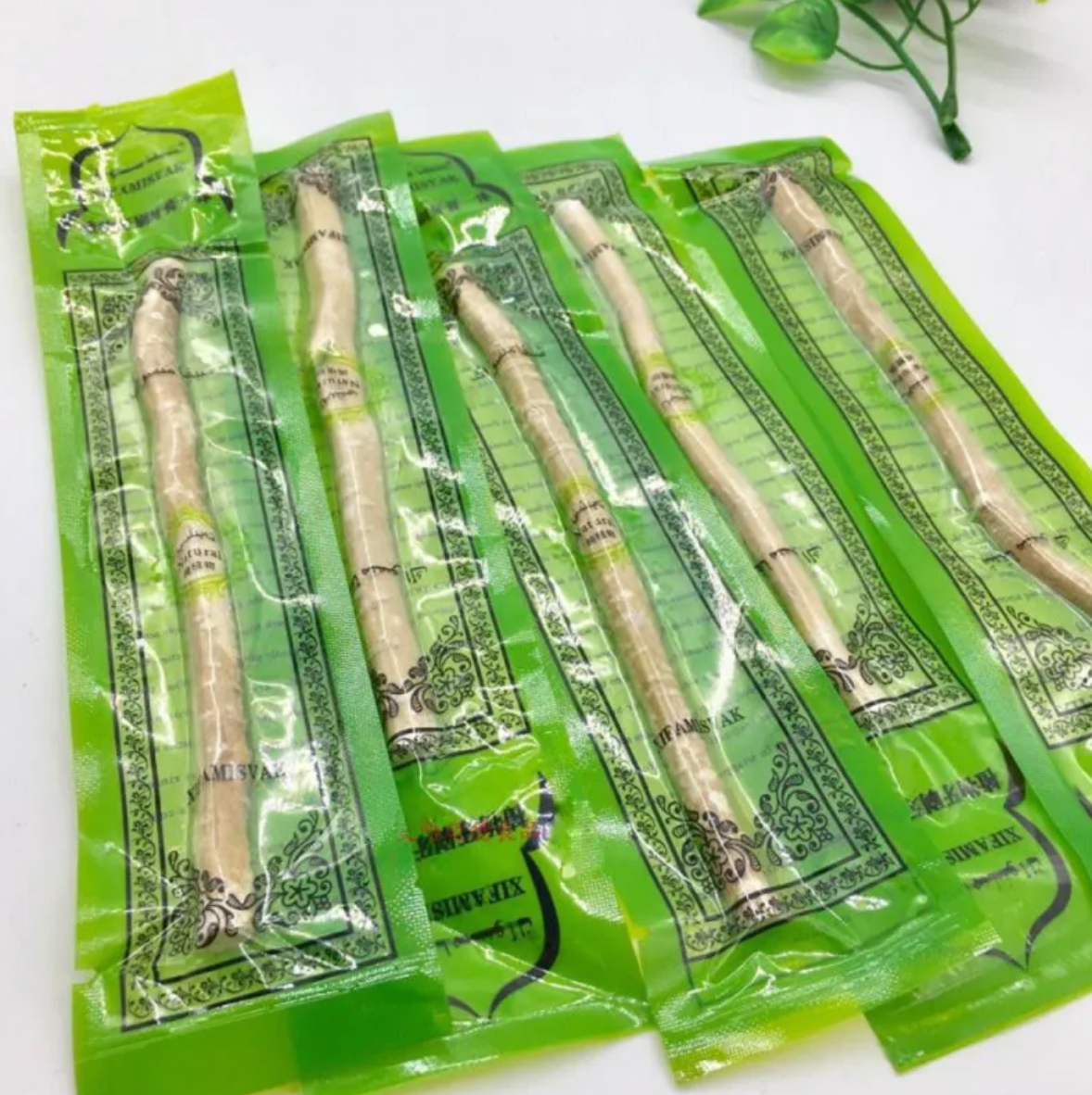 Miswak Tooth Cleaning Stick (FREE SHIPPING)